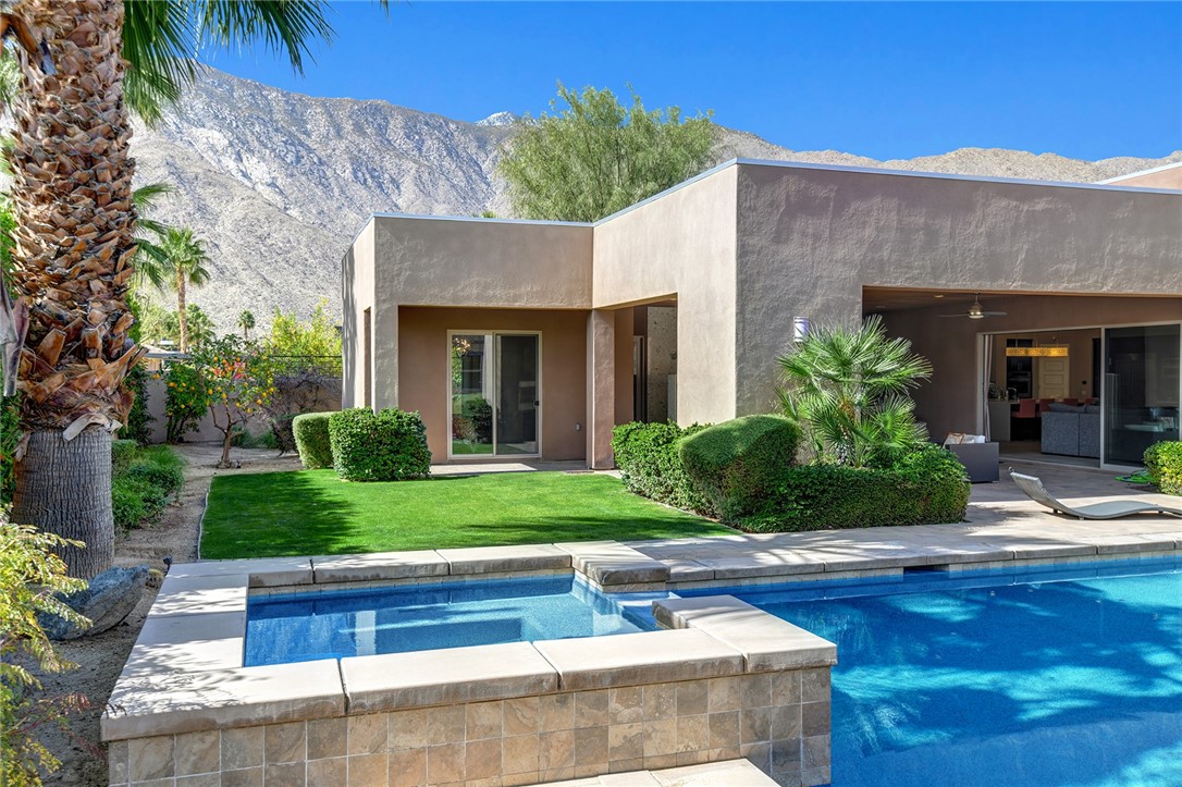 Estancias at South Canyon (33450) - Residential