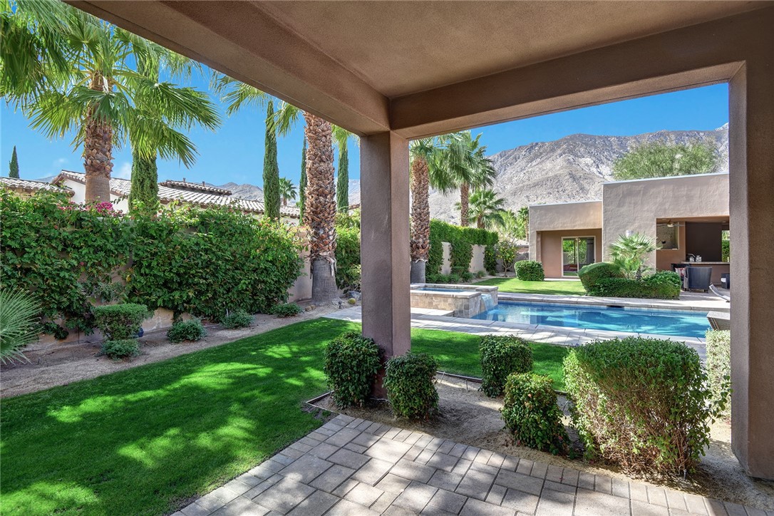 Estancias at South Canyon (33450) - Residential