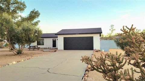 Photo of 63543 Jadeite Street, Joshua Tree, CA 92252 (MLS # TR26091527)