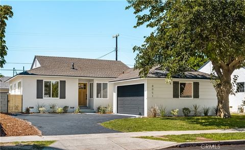 Photo of 8051 Etiwanda Ave, Reseda, CA 91335 (MLS # WS26003338)