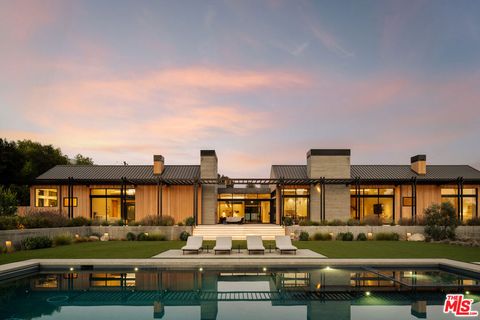 Photo of 1225 Shippee Lane, Ojai, CA 93023 (MLS # 26653487)