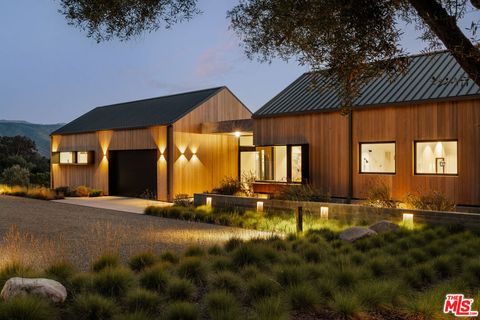 Tiny photo for 1225 Shippee Lane, Ojai, CA 93023 (MLS # 26653487)