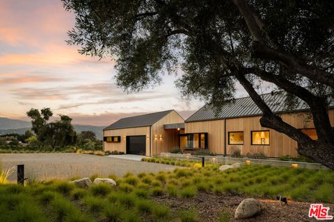 Tiny photo for 1225 Shippee Lane, Ojai, CA 93023 (MLS # 26653487)