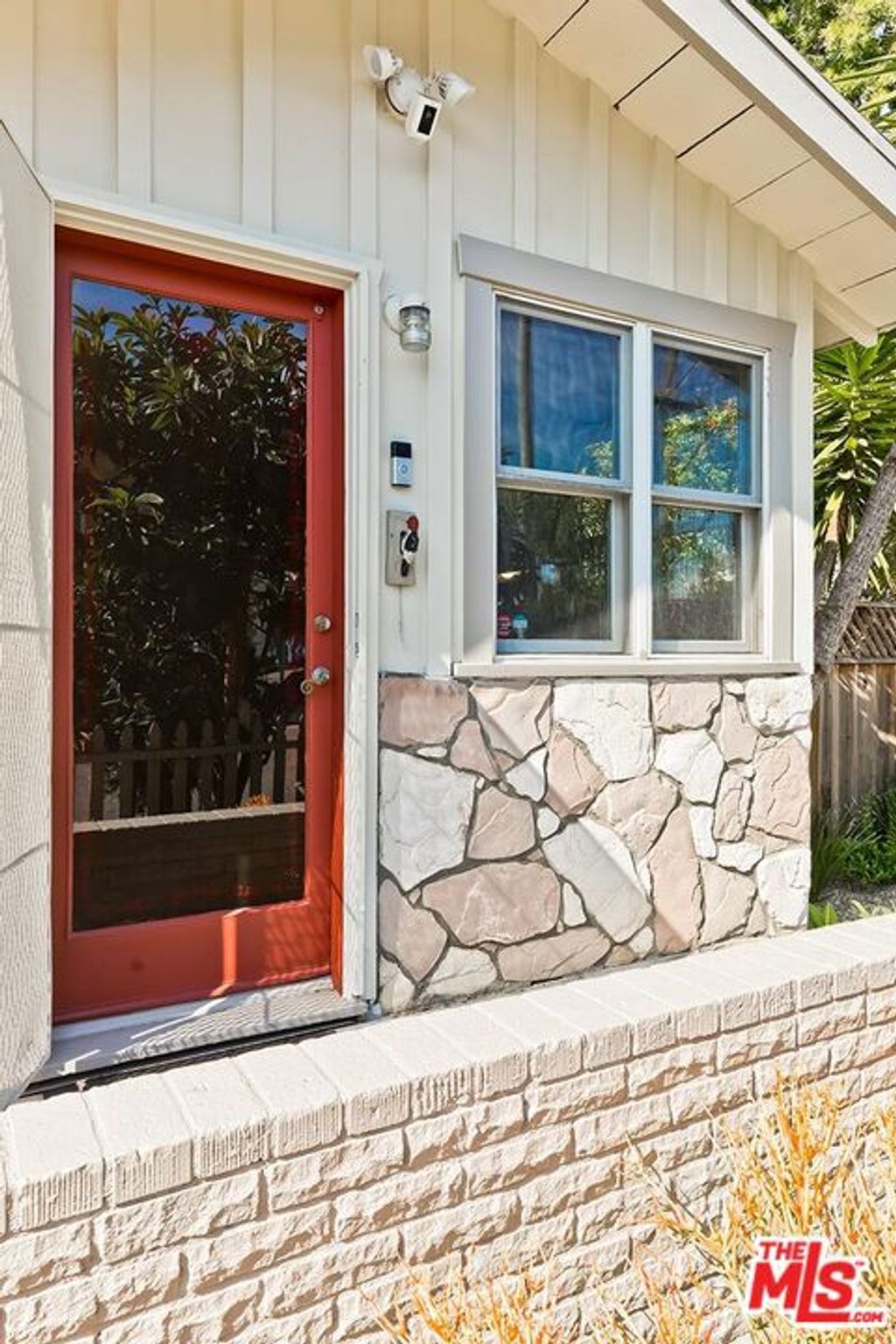 Photo of 667 Marine Street, Santa Monica, CA 90405 (MLS # 26651777)