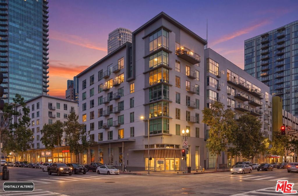 645 W 9th Street 406