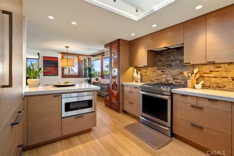 Tiny photo for 130 Hermosa Drive, Pismo Beach, CA 93449 (MLS # SC25244741)