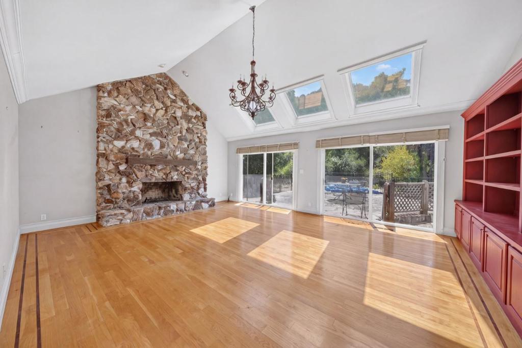25489 Palomares Road