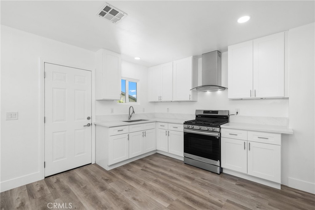 27328 Norwood Street