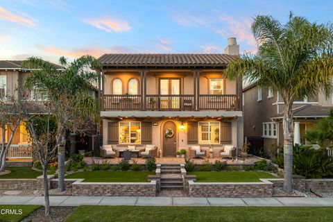 Photo of 4045 Harbour Island Lane, Oxnard, CA 93035 (MLS # V1-34925)