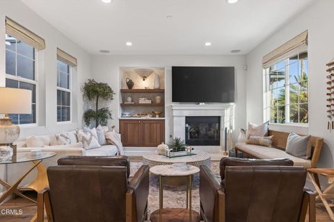 Tiny photo for 4045 Harbour Island Lane, Oxnard, CA 93035 (MLS # V1-34925)