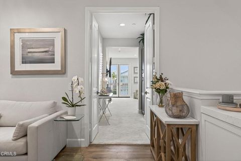 Tiny photo for 4045 Harbour Island Lane, Oxnard, CA 93035 (MLS # V1-34925)