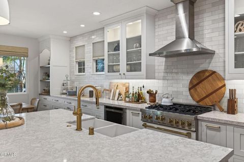 Tiny photo for 4045 Harbour Island Lane, Oxnard, CA 93035 (MLS # V1-34925)