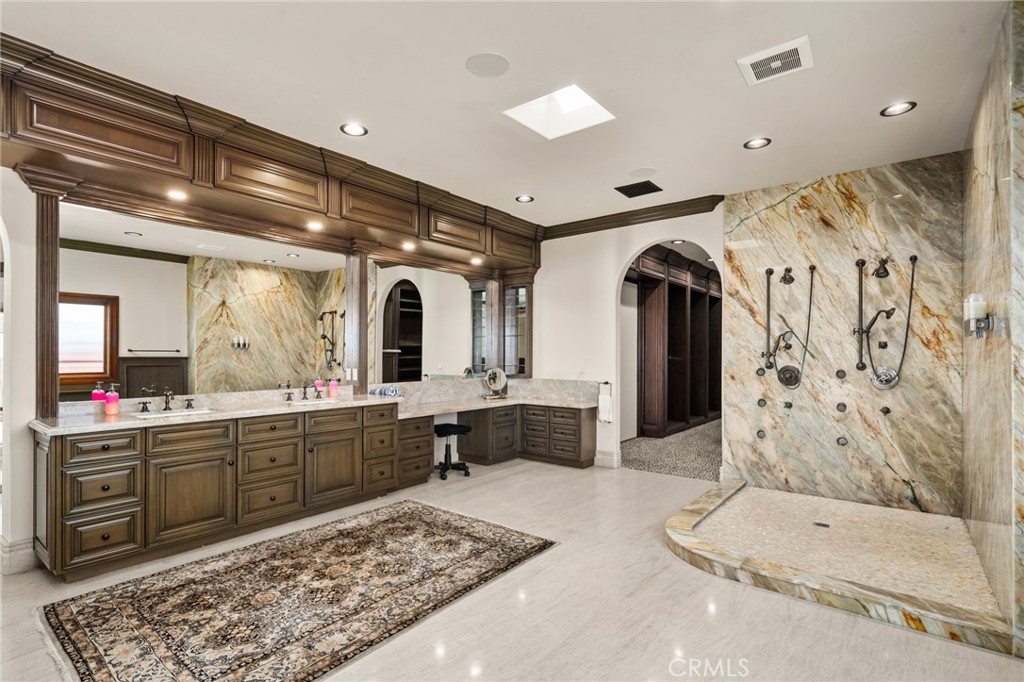 Peninsula (PI) - Residential