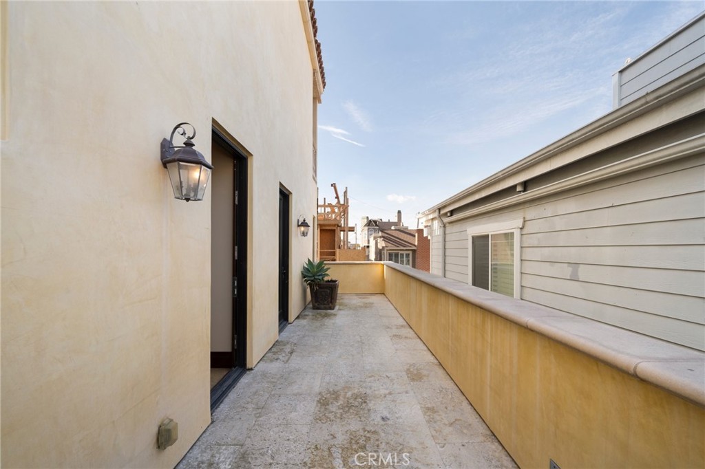 Peninsula (PI) - Residential