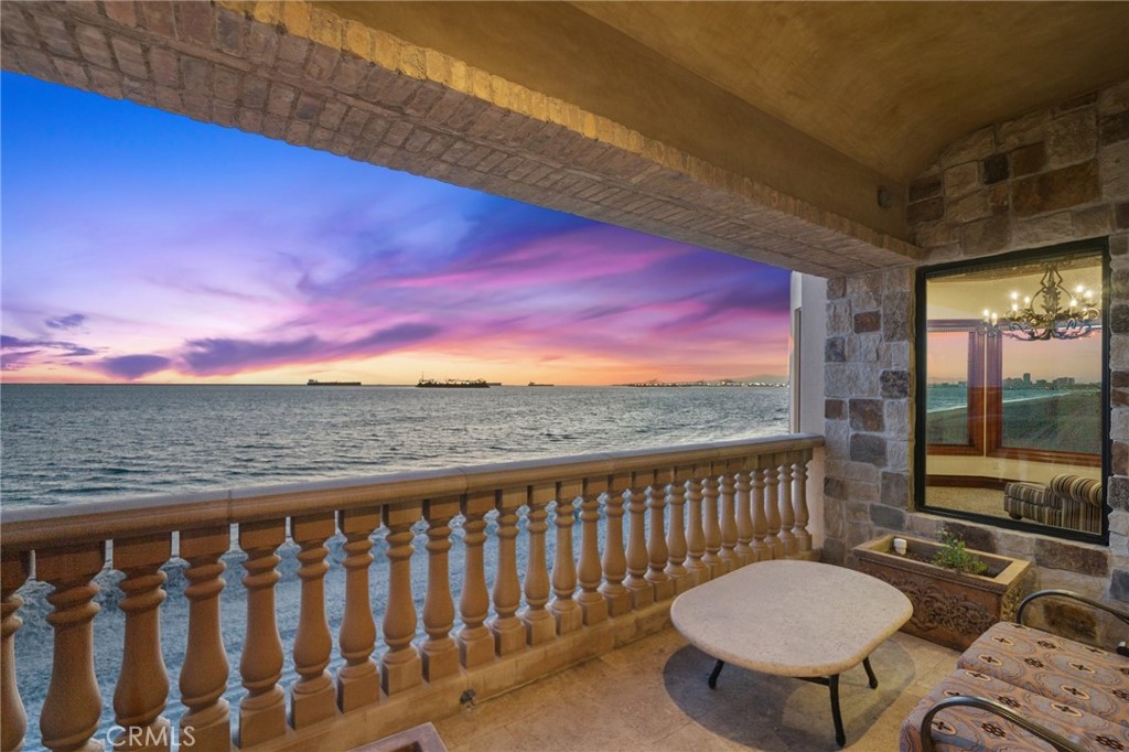 Peninsula (PI) - Residential