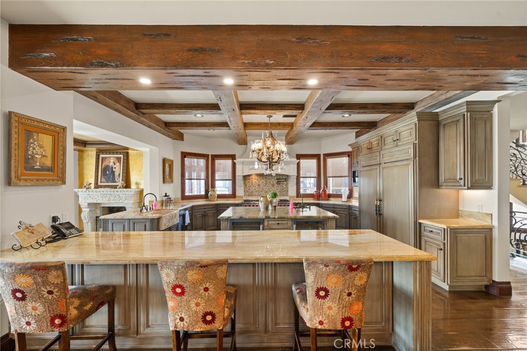 Peninsula (PI) - Residential