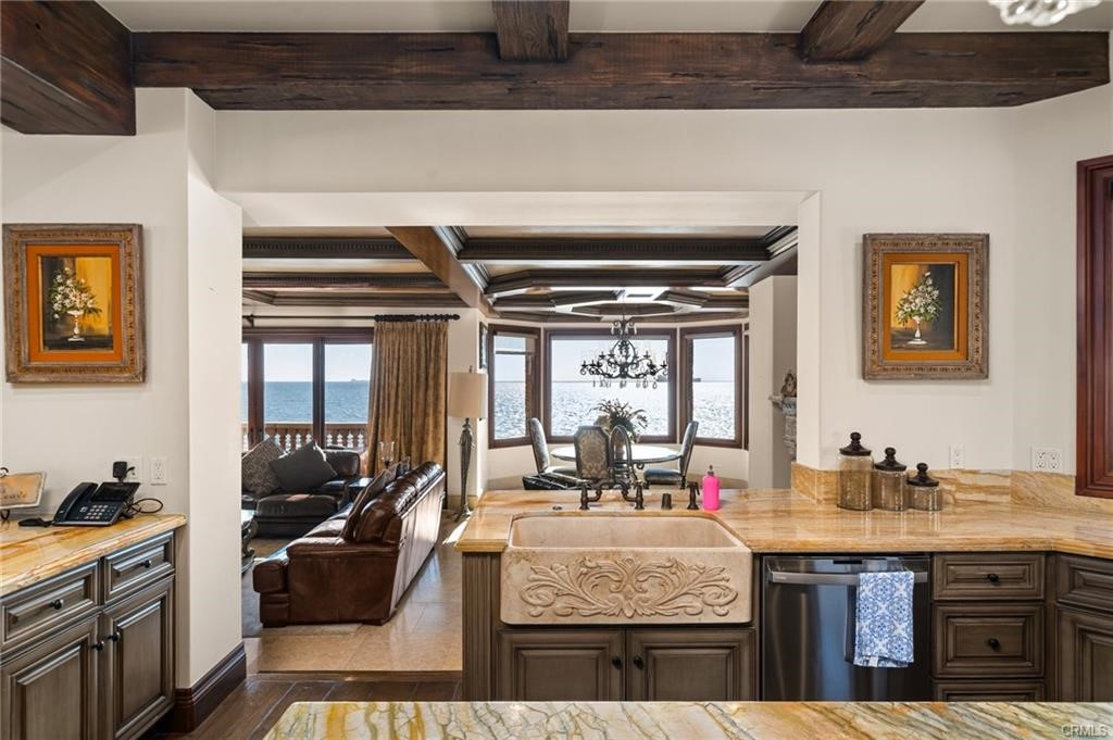 Peninsula (PI) - Residential