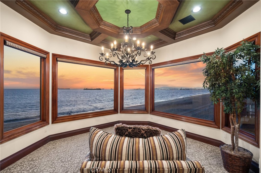 Peninsula (PI) - Residential