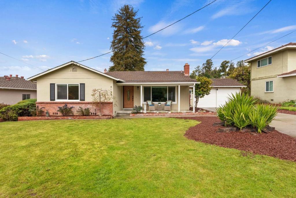 4145 Golf Drive