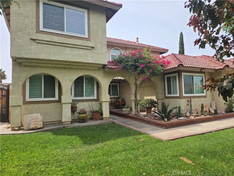 Photo of 831 W El Molino ST, Bloomington, CA 92316 (MLS # CV26178069)