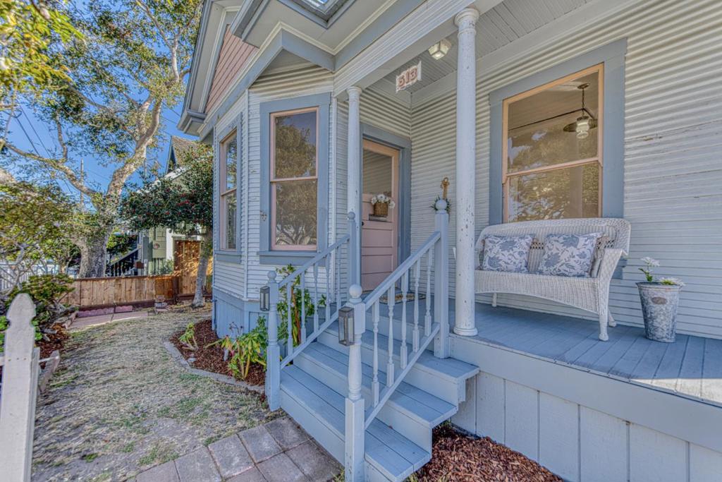 513 Monterey Avenue