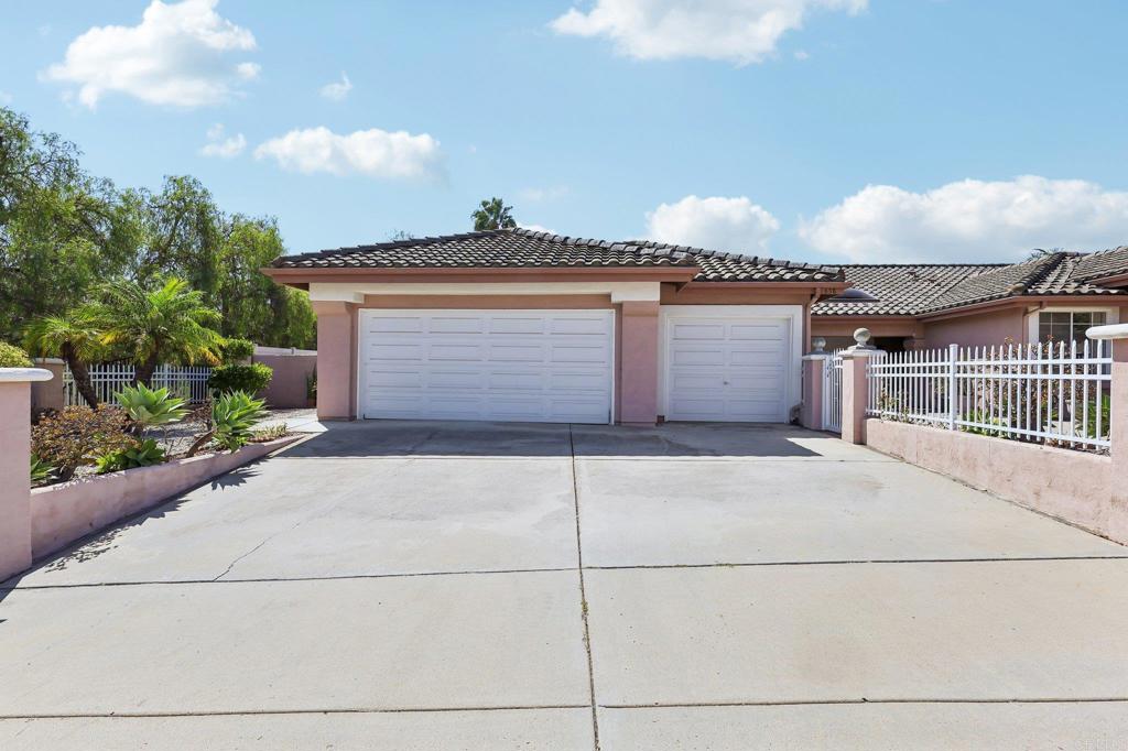 638 Cantara Lane