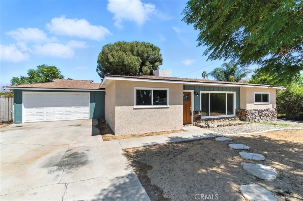 7687 Central Avenue