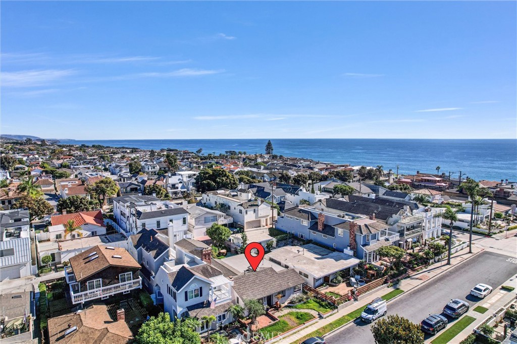Corona del Mar South of PCH (CDMS) - Residential