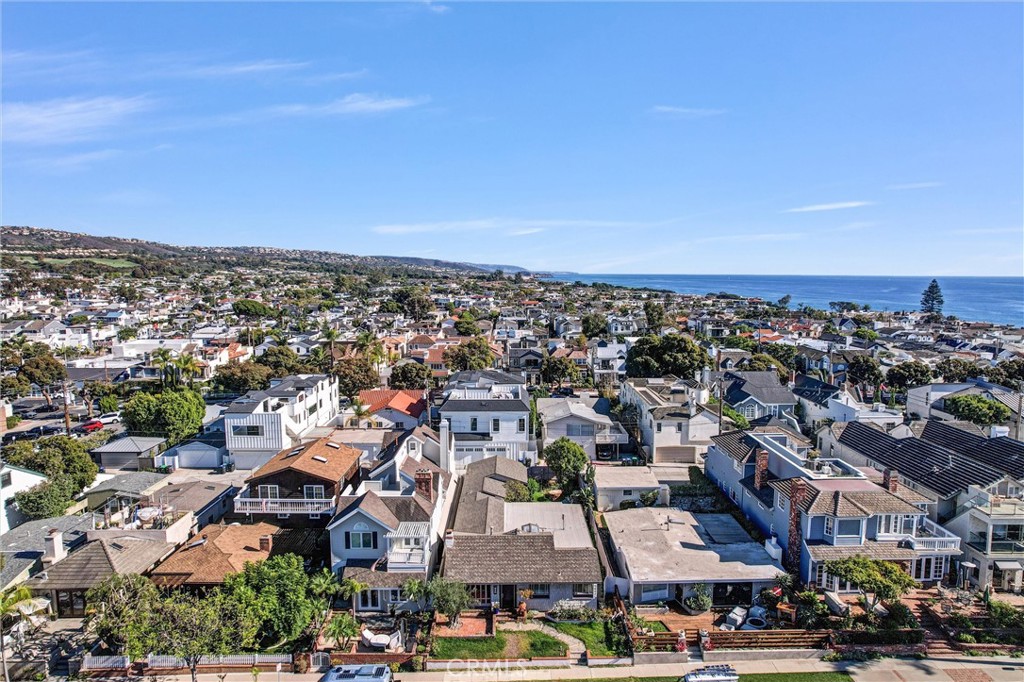 Corona del Mar South of PCH (CDMS) - Residential
