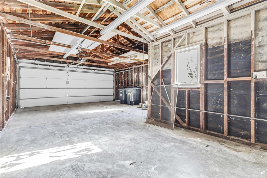 Corona del Mar South of PCH (CDMS) - Residential