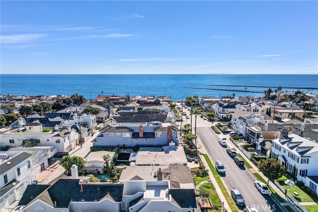 Corona del Mar South of PCH (CDMS) - Residential