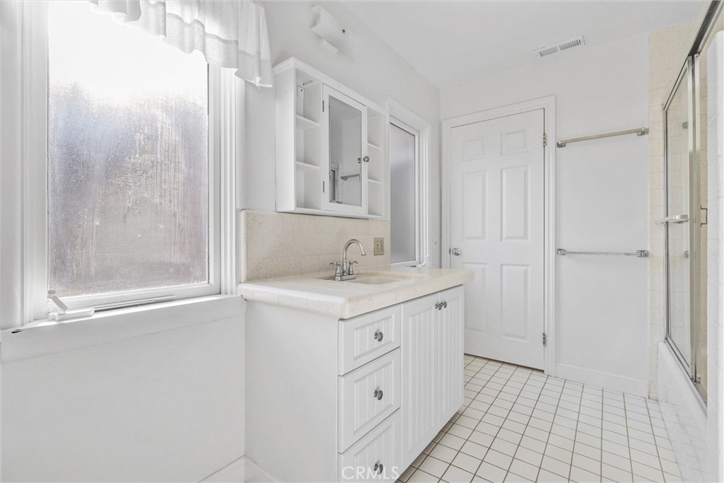 Corona del Mar South of PCH (CDMS) - Residential