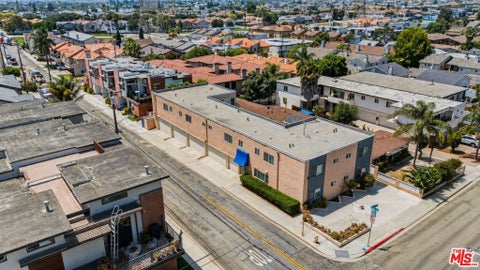 Photo of 2622 Vanderbilt Lane, Redondo Beach, CA 90278 (MLS # 26873893)