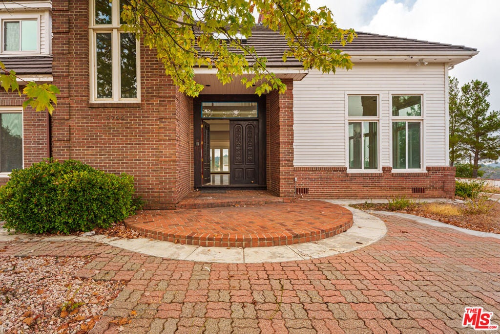 5701 Boulder Creek Road