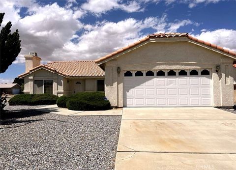 Photo of 14744 Crofton Lane, Helendale, CA 92342 (MLS # CV26086683)