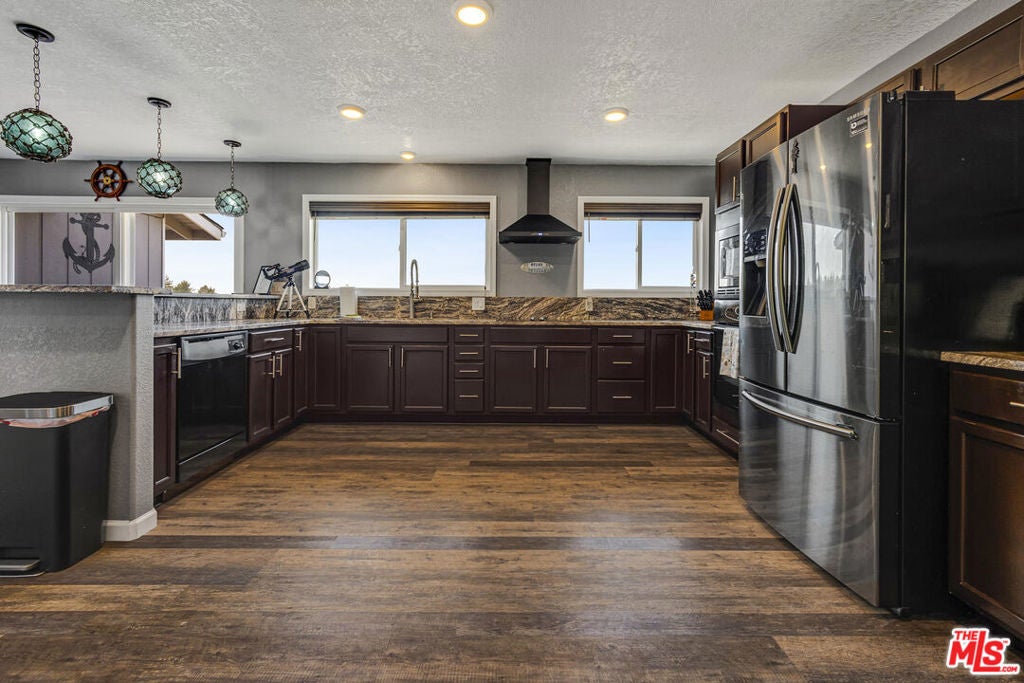 13881 Oceanview Drive