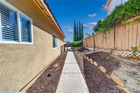 Tiny photo for 33298 Avenida Bicicleta, Temecula, CA 92592 (MLS # PW26148252)