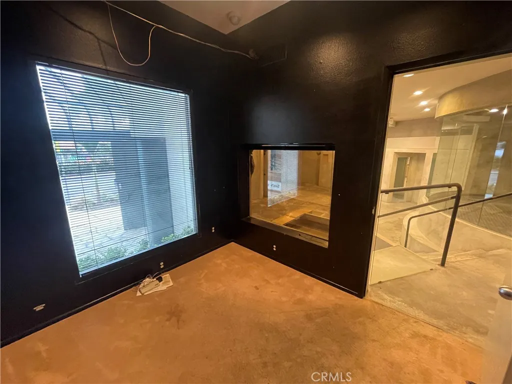 Corona Del Mar, California 92625, United States, ,Residential,Active,242120