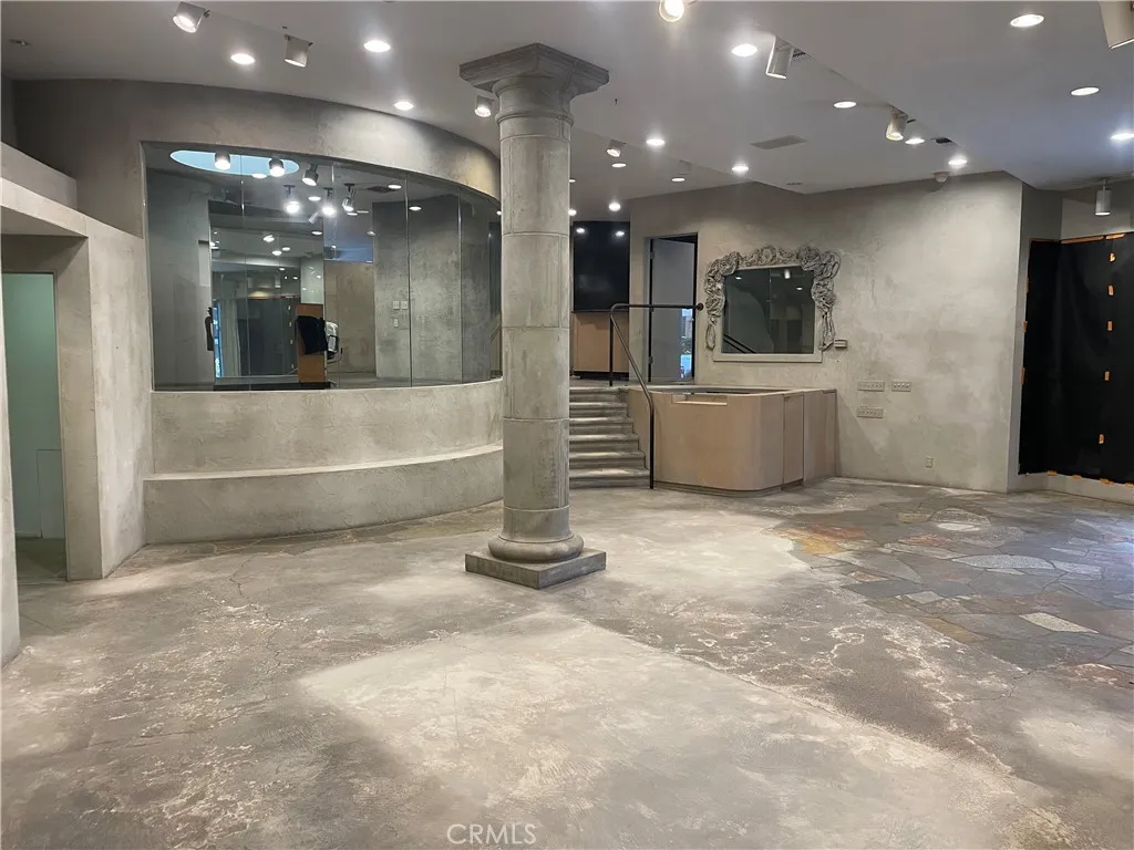 Corona Del Mar, California 92625, United States, ,Residential,Active,242120