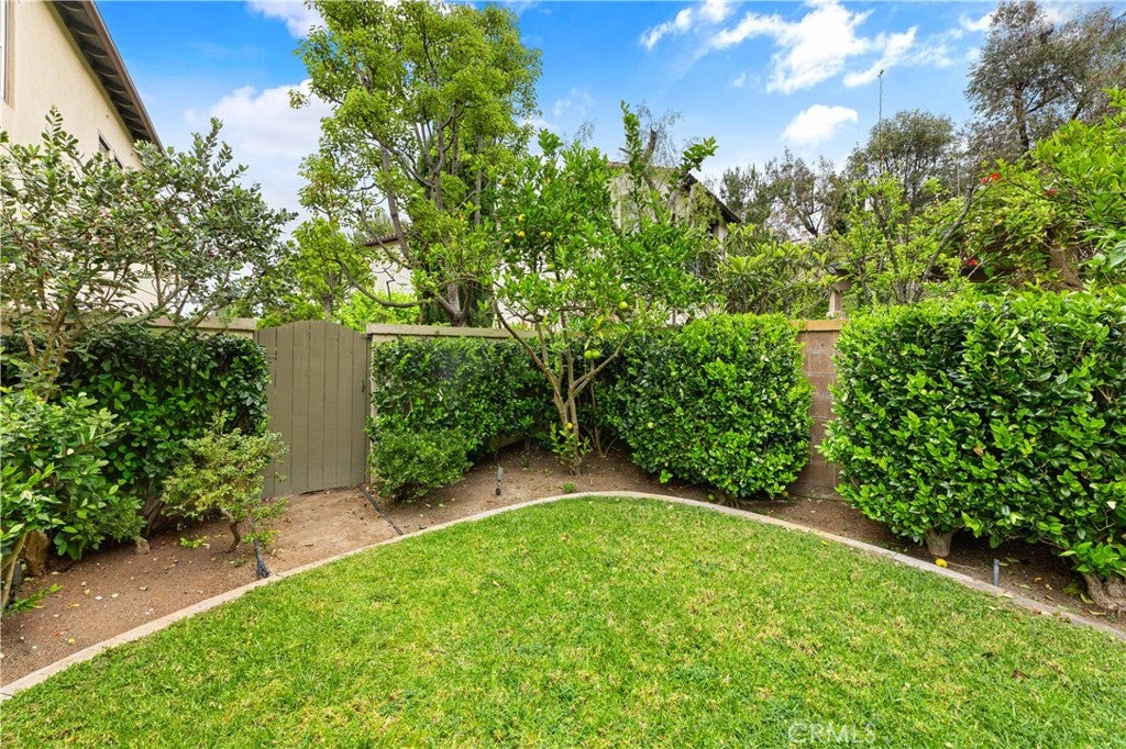 26 VIEW TERRACE, Irvine CA 92603 - Photo 67