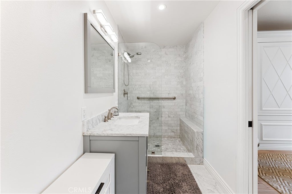 26 VIEW TERRACE, Irvine CA 92603 - Photo 17
