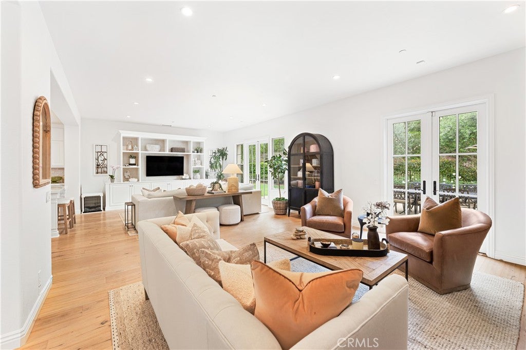 26 VIEW TERRACE, Irvine CA 92603 - Photo 33