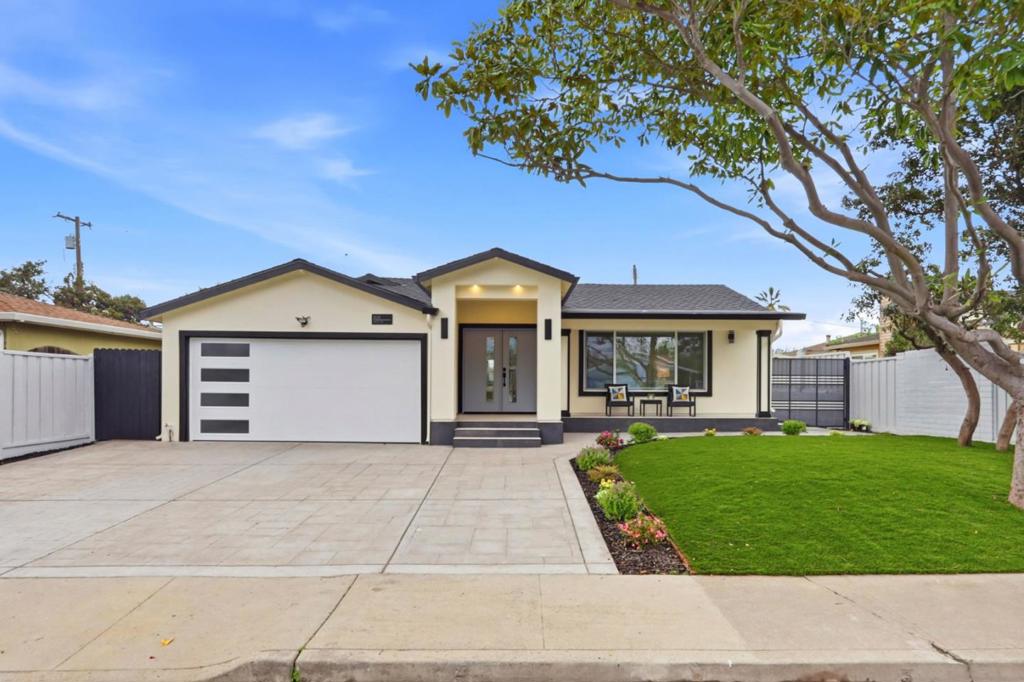 2121 Francis Avenue, Santa Clara CA 95051