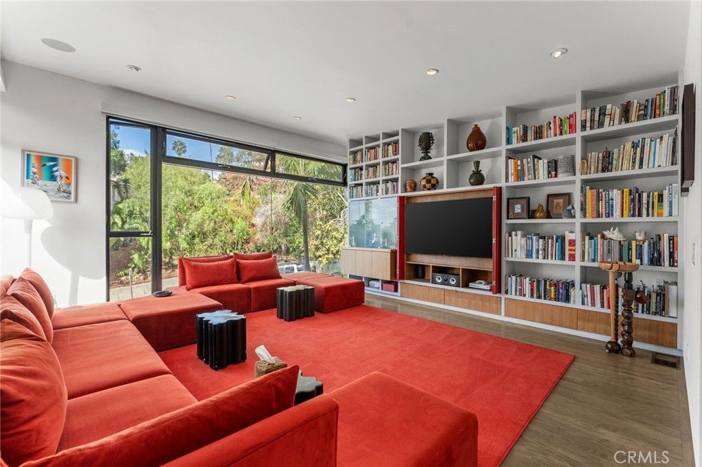 Photo of 2240 N New Hampshire Avenue, Los Feliz, CA 90027 (MLS # SR25228654)