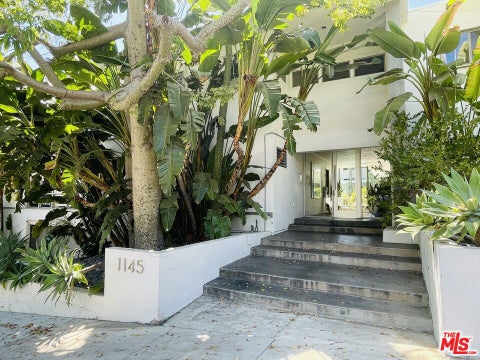 Photo of 1145 Larrabee Street #3, West Hollywood, CA 90069 (MLS # 26874687)