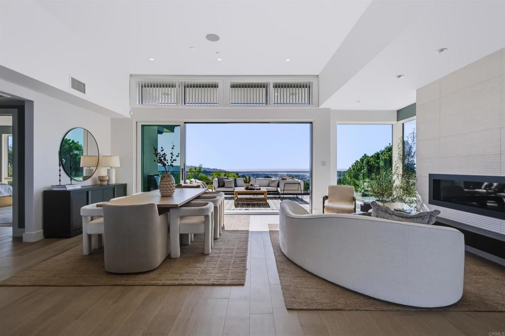 1110 Solana Drive