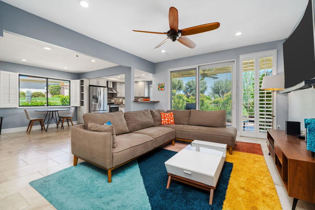 688 N Vallarta Circle