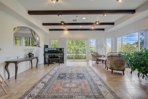 4330 Alhama Drive Woodland Hills CA 91364