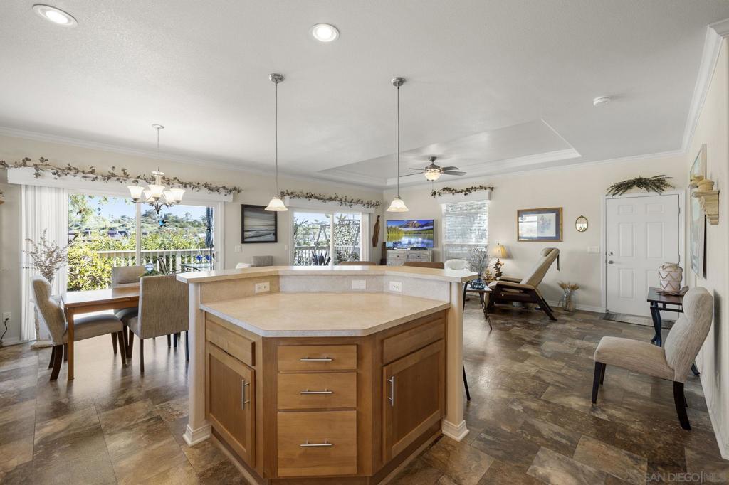 444 N El Camino Real SPC 48