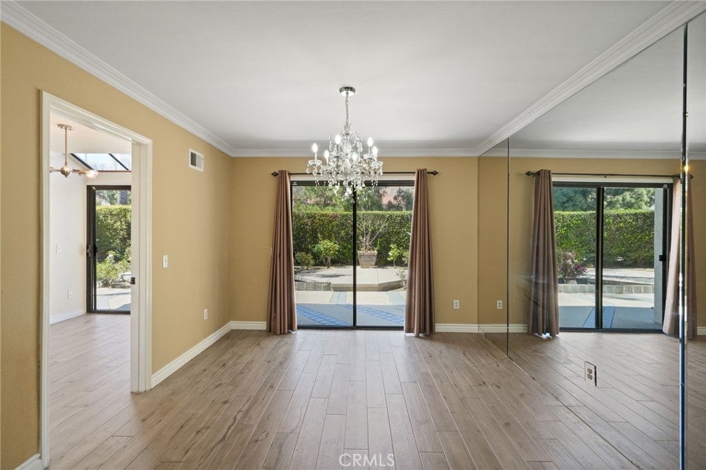 19565 Turtle Springs